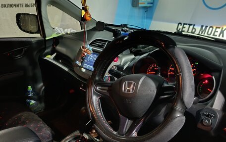 Honda Fit III, 2010 год, 779 000 рублей, 16 фотография