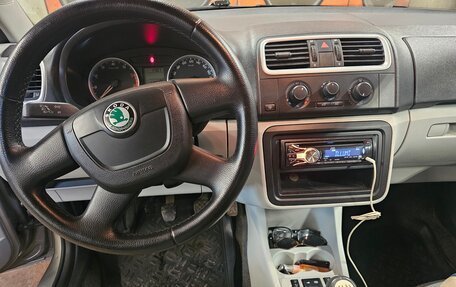 Skoda Fabia II, 2009 год, 390 000 рублей, 7 фотография