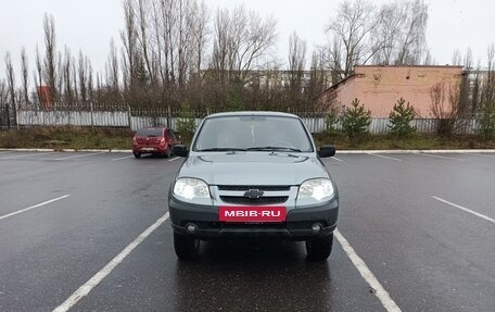 Chevrolet Niva I рестайлинг, 2009 год, 470 000 рублей, 3 фотография