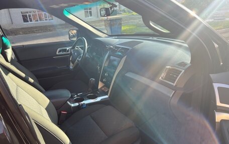 Ford Explorer VI, 2013 год, 1 800 000 рублей, 8 фотография