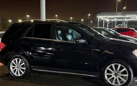 Mercedes-Benz M-Класс, 2011 год, 1 350 000 рублей, 2 фотография