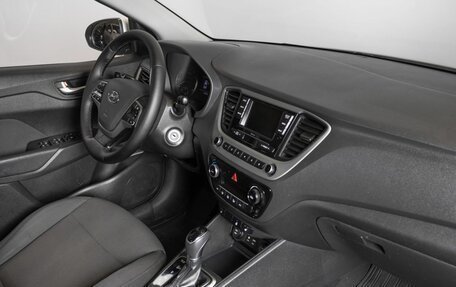 Hyundai Solaris II рестайлинг, 2017 год, 1 220 000 рублей, 4 фотография