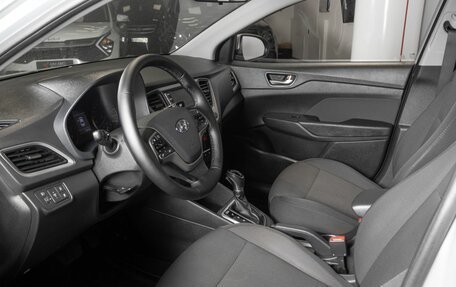 Hyundai Solaris II рестайлинг, 2017 год, 1 220 000 рублей, 16 фотография