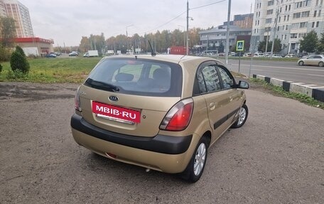 KIA Rio II, 2009 год, 650 000 рублей, 3 фотография