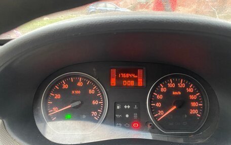 Renault Logan I, 2010 год, 115 000 рублей, 9 фотография