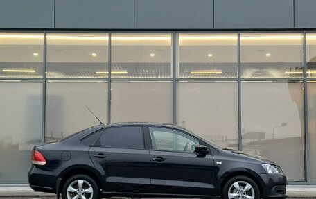 Volkswagen Polo VI (EU Market), 2011 год, 599 000 рублей, 3 фотография