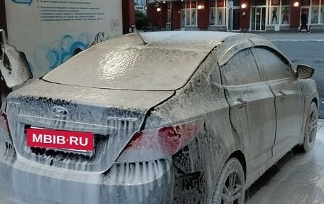 Hyundai Solaris II рестайлинг, 2014 год, 550 000 рублей, 7 фотография