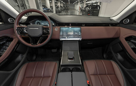 Land Rover Range Rover Evoque II, 2025 год, 6 750 000 рублей, 8 фотография
