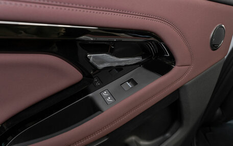 Land Rover Range Rover Evoque II, 2025 год, 6 750 000 рублей, 14 фотография