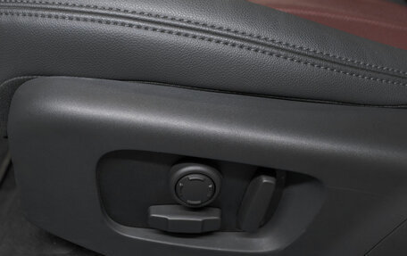 Land Rover Range Rover Evoque II, 2025 год, 6 750 000 рублей, 18 фотография