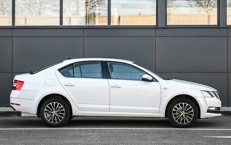 Skoda Octavia, 2020 год, 1 799 000 рублей, 5 фотография