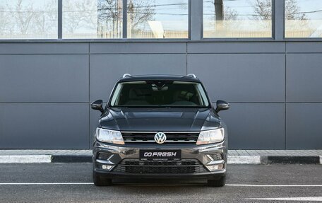 Volkswagen Tiguan II, 2018 год, 1 889 000 рублей, 3 фотография