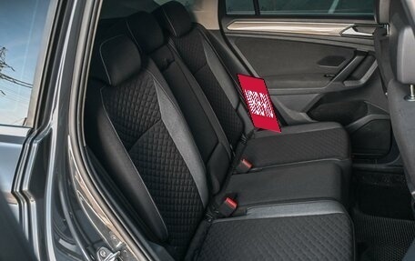 Volkswagen Tiguan II, 2018 год, 1 889 000 рублей, 7 фотография