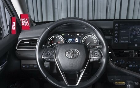 Toyota Camry, 2022 год, 4 080 000 рублей, 13 фотография