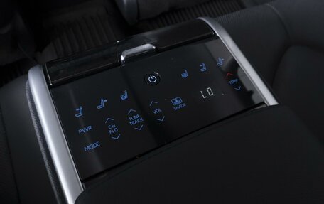 Toyota Camry, 2022 год, 4 080 000 рублей, 17 фотография