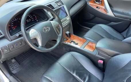 Toyota Camry, 2010 год, 1 200 000 рублей, 9 фотография