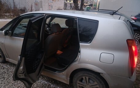 Toyota Opa I рестайлинг, 2000 год, 360 000 рублей, 16 фотография