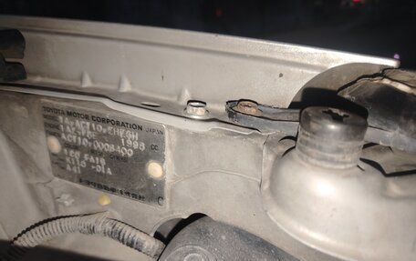 Toyota Opa I рестайлинг, 2000 год, 360 000 рублей, 30 фотография