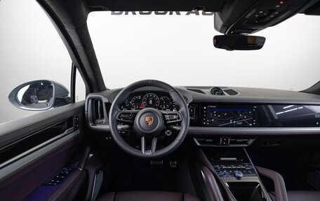 Porsche Cayenne III, 2025 год, 25 490 000 рублей, 13 фотография