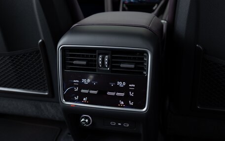 Porsche Cayenne III, 2025 год, 25 490 000 рублей, 28 фотография