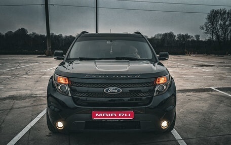 Ford Explorer VI, 2013 год, 2 000 000 рублей, 1 фотография