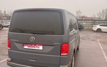 Volkswagen Caravelle T6 рестайлинг, 2021 год, 4 000 000 рублей, 4 фотография