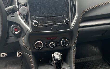 Subaru XV II, 2018 год, 2 650 000 рублей, 12 фотография