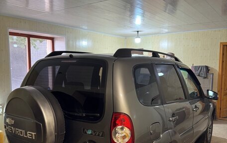 Chevrolet Niva I рестайлинг, 2012 год, 520 000 рублей, 3 фотография