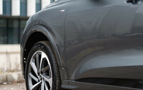 Audi Q5, 2025 год, 9 090 000 рублей, 10 фотография