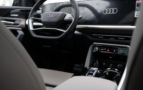 Audi Q5, 2025 год, 9 090 000 рублей, 14 фотография