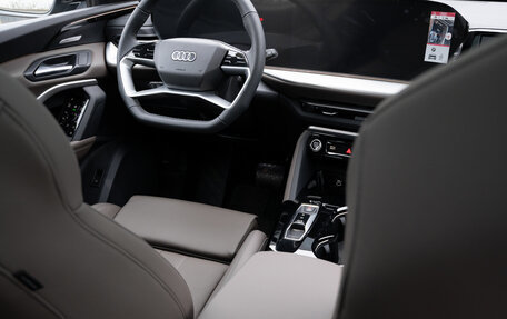 Audi Q5, 2025 год, 9 090 000 рублей, 13 фотография