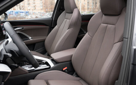 Audi Q5, 2025 год, 9 090 000 рублей, 18 фотография