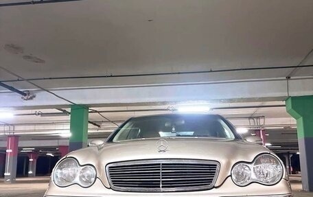 Mercedes-Benz C-Класс, 2004 год, 520 000 рублей, 8 фотография