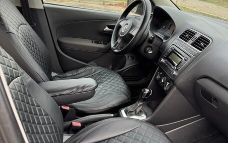 Volkswagen Polo VI (EU Market), 2011 год, 550 000 рублей, 9 фотография