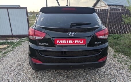 Hyundai ix35 I рестайлинг, 2013 год, 1 000 000 рублей, 5 фотография