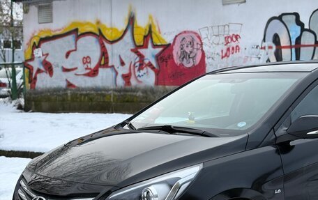 Hyundai Solaris II рестайлинг, 2016 год, 1 300 000 рублей, 3 фотография