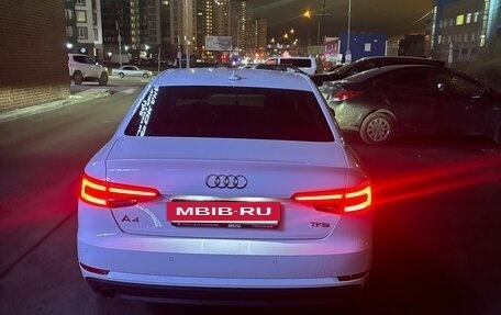 Audi A4, 2018 год, 1 900 000 рублей, 3 фотография