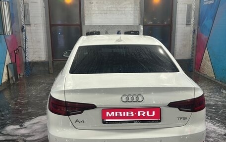 Audi A4, 2018 год, 1 900 000 рублей, 17 фотография