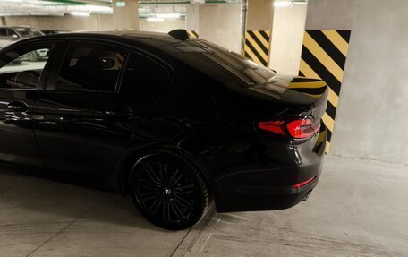 BMW 5 серия, 2019 год, 3 350 000 рублей, 3 фотография