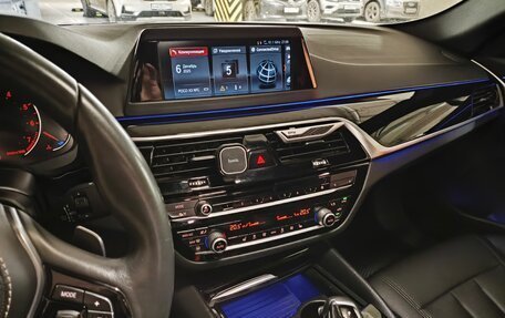 BMW 5 серия, 2019 год, 3 350 000 рублей, 14 фотография