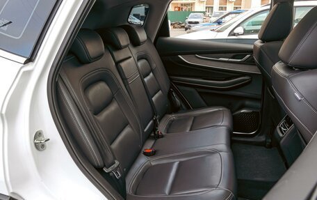 CheryExeed LX, 2022 год, 1 900 000 рублей, 7 фотография
