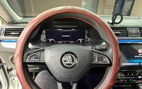 Skoda Superb III рестайлинг, 2022 год, 1 710 000 рублей, 7 фотография