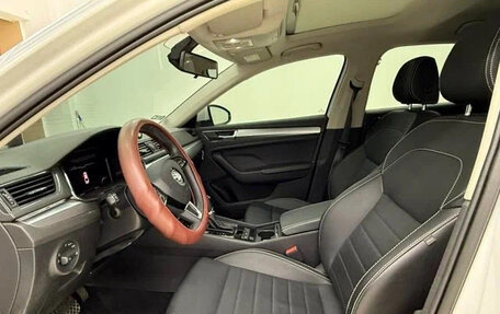 Skoda Superb III рестайлинг, 2022 год, 1 710 000 рублей, 6 фотография