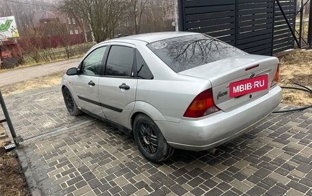Ford Focus IV, 2001 год, 210 000 рублей, 3 фотография