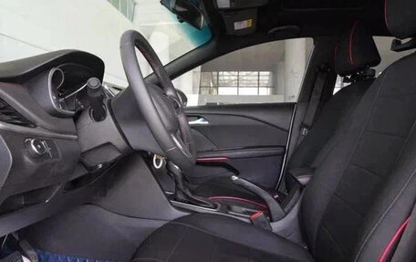 Chevrolet Monza, 2022 год, 1 010 000 рублей, 5 фотография