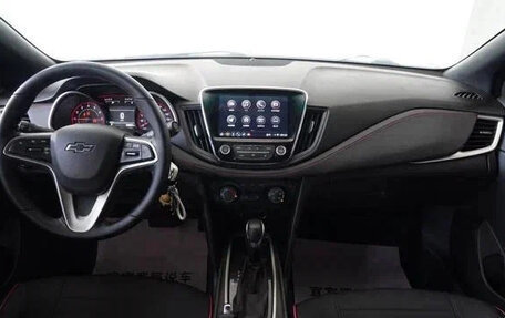 Chevrolet Monza, 2022 год, 1 010 000 рублей, 6 фотография