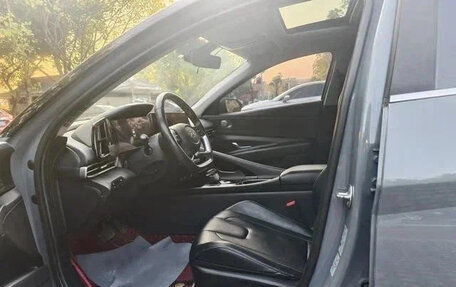 Hyundai Elantra, 2022 год, 1 150 000 рублей, 6 фотография