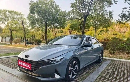 Hyundai Elantra, 2022 год, 1 150 000 рублей, 3 фотография