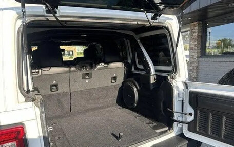 Jeep Wrangler, 2021 год, 5 560 000 рублей, 16 фотография