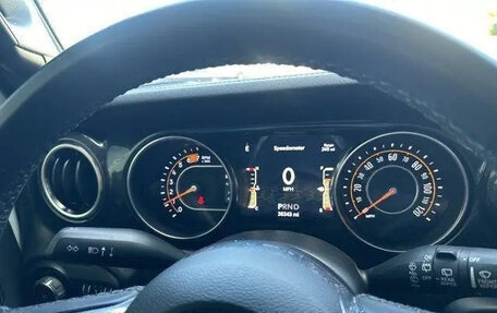 Jeep Wrangler, 2021 год, 5 560 000 рублей, 15 фотография